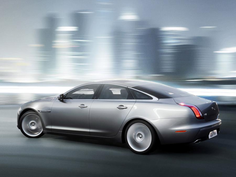  Jaguar XJ 2009 года  (фото 29 из 142)